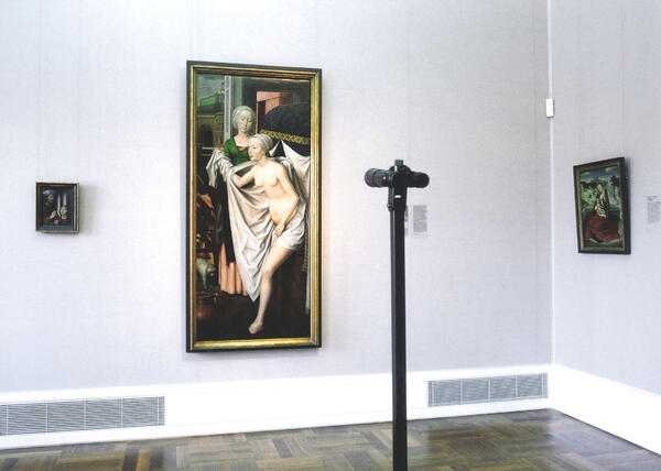 Installation in der Staatsgalerie Stuttgart vor Hans Memmlings 